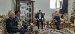 دیدار مدیرکل حوزه ریاست بنیاد شهید و امور ایثارگران با خانواده شهید رضایی در نائین