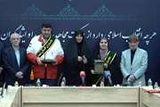 اعطای نشان ملی سراج ایثار به وزیر راه و شهرسازی به پاس عملکرد جهادی و حضور میدانی در جنگ