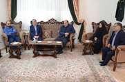 دیدار معاون رئیس جمهور و رئیس بنیاد شهید و امور ایثارگران با خانواده شهید نائینی