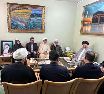 دیدار و گفتگو دکتر سیداحمد موسوی معاون  رییس جمهور و رییس بنیاد شهید و امور ایثارگران با آیت الله سیدجواد شهرستانی نماینده آیت الله العظمی سیستانی